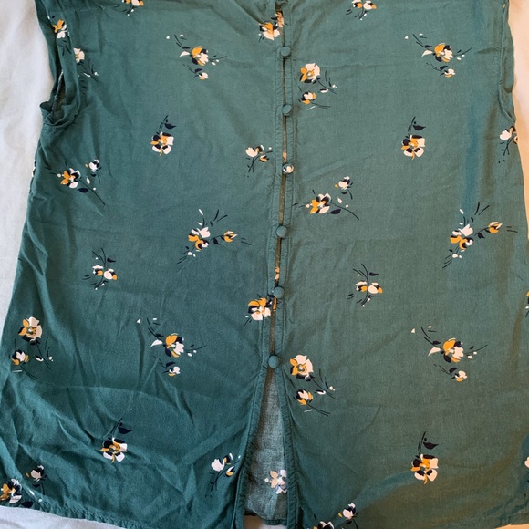 Abercrombie and Fitch canvas floral top - Picture 4 of 4